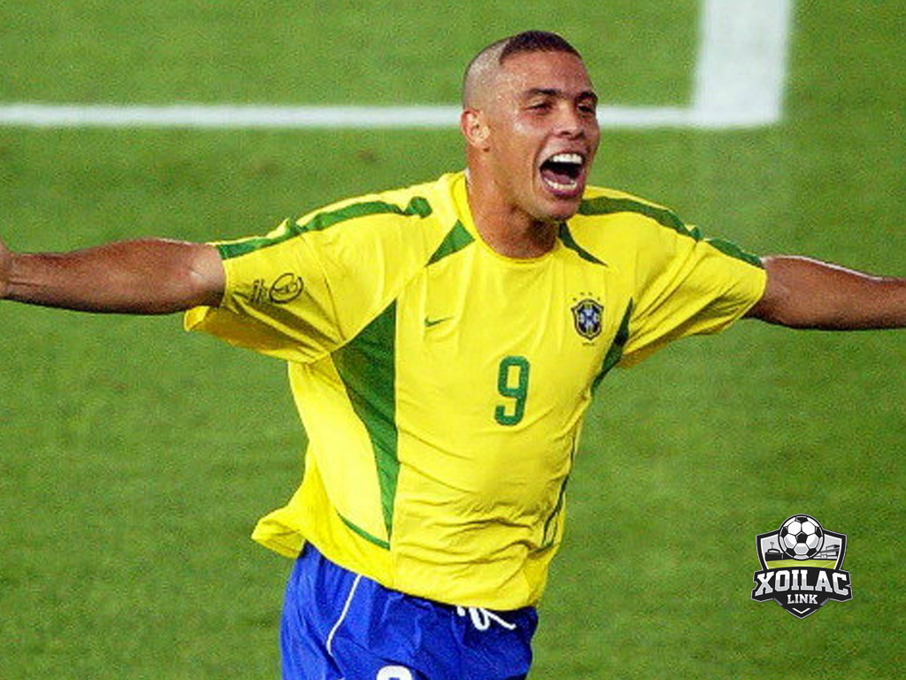 ronaldo-duoc-xem-la-nguoi-ngoai-hanh-tinh