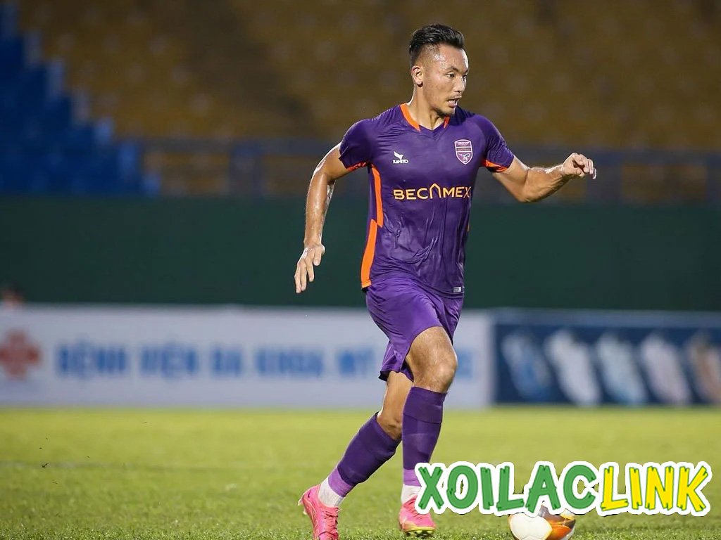 cau-thu-goc-viet-ryan-ha