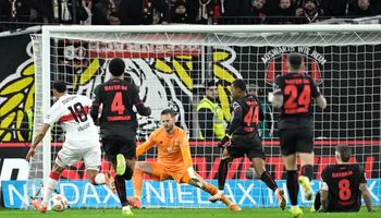 Bayer Leverkusen vs VfB Stuttgart (00:30 – 11/01) | Xem lại trận đấu